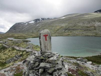 Ein Bild, das Berg, Rock, Himmel, drauen enthlt.

Automatisch generierte Beschreibung